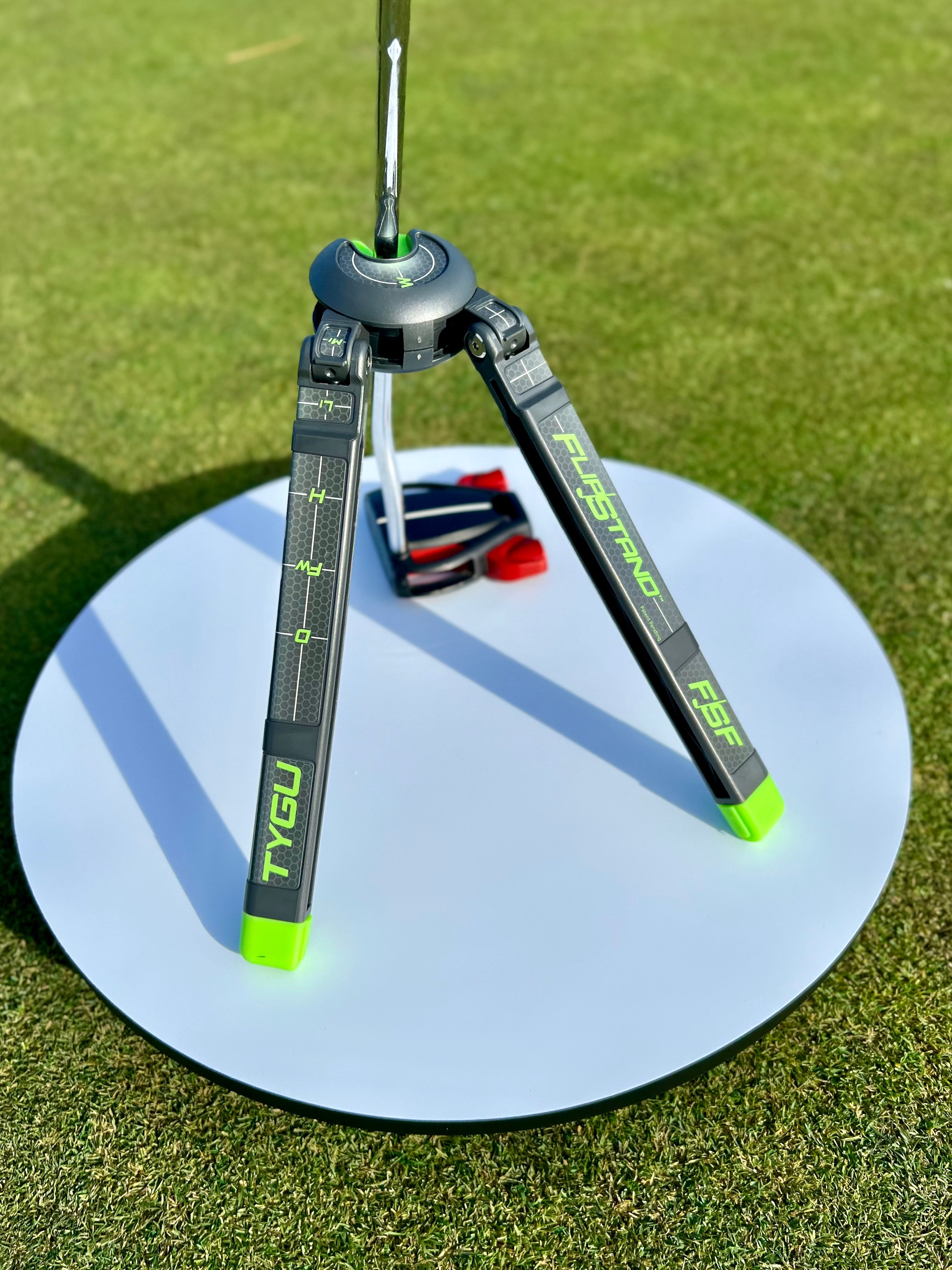 FlipStand Golf Flip Stand - Thumbnail 2